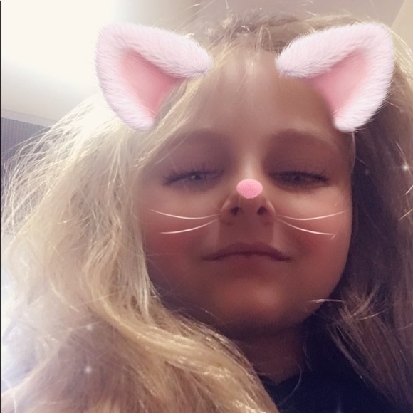 My closet, my ratings, my family - Picture 5 of 8